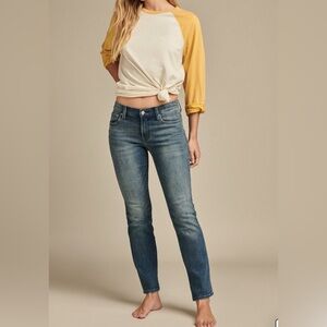 NWOT Lucky Brand Sweet Mud Rise Straight Jean